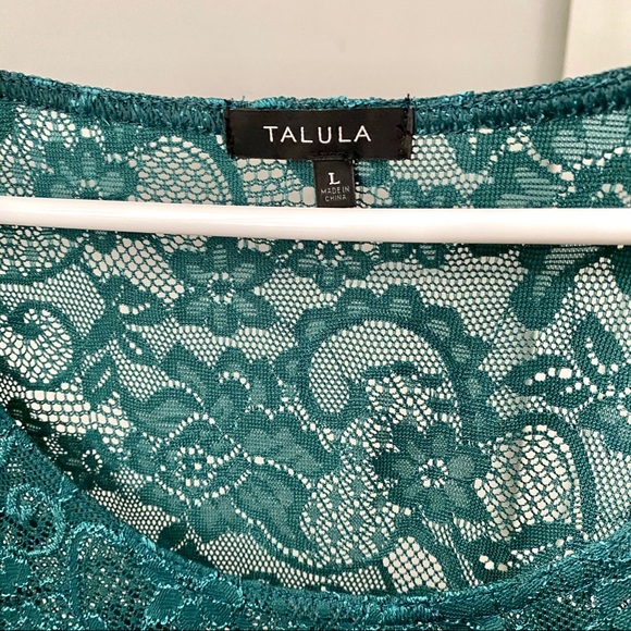 Aritzia Talulua Airy Fairy Lace Long Sleeve - Picture 4 of 4